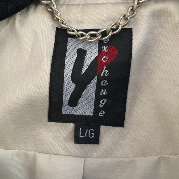 Trench Coat-size L - Picture 2 of 9